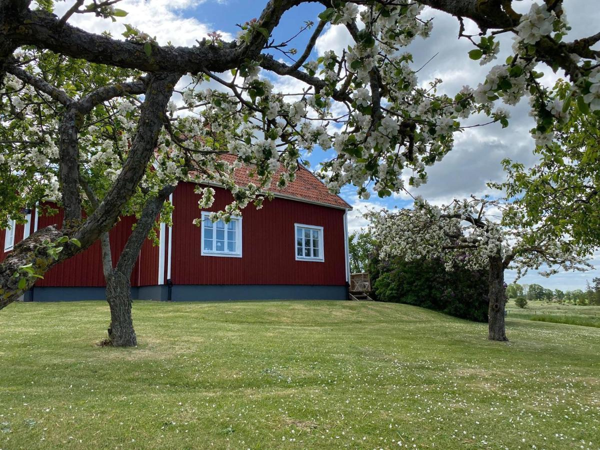 Stubbet - Charming - Newly Remade Villa Vadstena Exterior photo